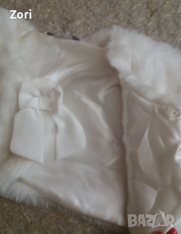 УНИКАЛНО КРАСИВО бяло пухкаво болеро за възраст 6-7 години, снимка 3 - Детски якета и елеци - 40044849