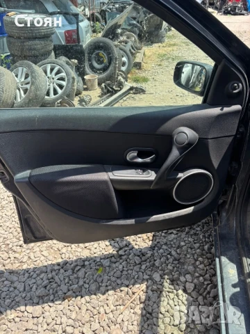 Renault Clio 1.6i на части, снимка 8 - Части - 50917123