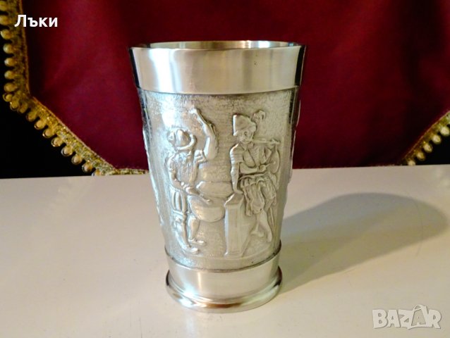 Халба,чаша от калай Мускетари. , снимка 2 - Антикварни и старинни предмети - 33338341
