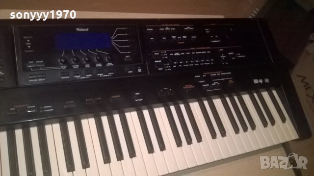 поръчан-roland-made in italy, снимка 6 - Синтезатори - 27489704
