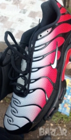 nike air max plus black red 44 -чисто нови!!! 