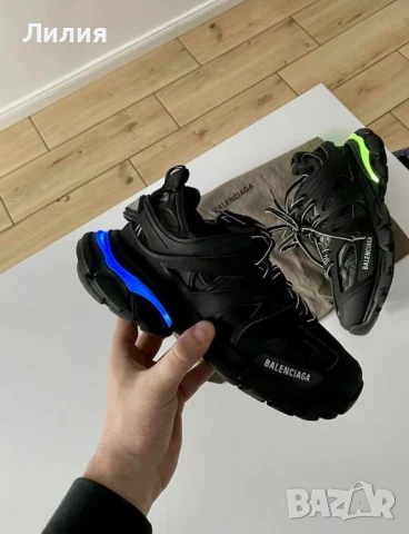 Balenciaga Track 2.0 LED, снимка 5 - Маратонки - 50499907