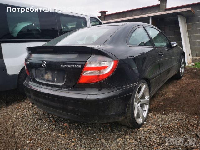 Mercedes C180 Kompressor, снимка 3 - Автомобили и джипове - 32742193