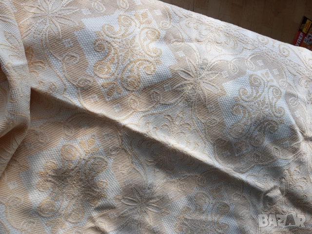 Кувертюра и калъфка за възглавница, снимка 3 - Покривки за легло - 52241007