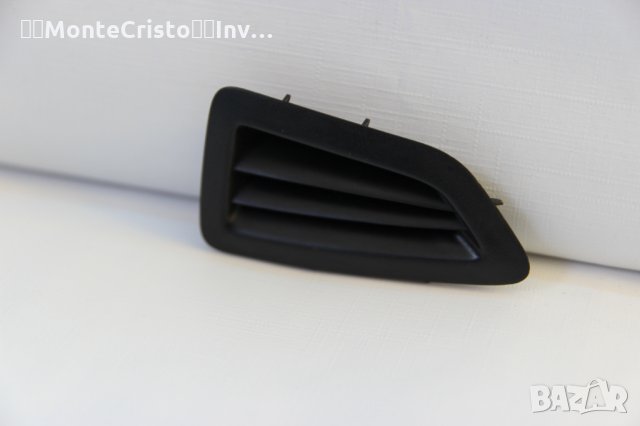 Дясна странична розетка арматурно табло Ford Fiesta (2008-2013г.) 8A61-A045G50-A / 8A61A045G50A, снимка 4 - Части - 35117886