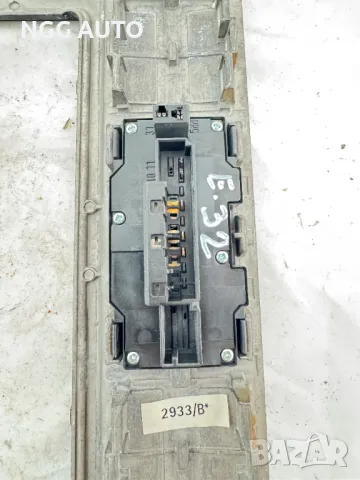 Централна конзола с копчета за Мерцедес Е класа Mercedes W210, 21068305081, снимка 4 - Части - 47933804