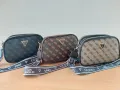 Дамска чанта Guess Код 7002, снимка 1