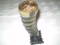 Ръчно изработена ваза от кост