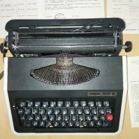 Пишеща машина "Хеброс 1300"-1994г., снимка 4 - Антикварни и старинни предмети - 42975313