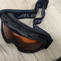 детски ски очила Alpina, снимка 1 - Зимни спортове - 44084465