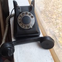 Стар бакелитен телефон, снимка 3 - Антикварни и старинни предмети - 34660583