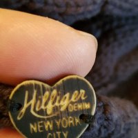 Rare Vintage Women's TOMMY HILFIGER Denim Knitwear New York City Beanie, снимка 4 - Шапки - 35158859