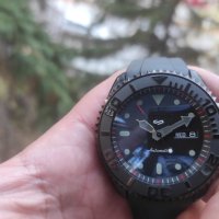 Seiko mod SKX Stealth black PVD red chapter ring markers, снимка 4 - Мъжки - 43244668