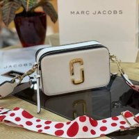 Дамска чанта Marc Jacobs код 53, снимка 1 - Чанти - 32365891