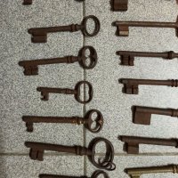 Голяма колекция стари ключове , снимка 5 - Други ценни предмети - 39484787