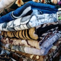 Топли и меки одеяла , снимка 2 - Олекотени завивки и одеяла - 43482369