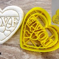Сърце Love с малки сърца пластмасов резец форма фондан тесто бисквитки, снимка 1 - Форми - 27636643