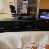 SONY SLV E7 VCR HiFi Видео Рекордер, 🇯🇵, снимка 2 - Плейъри, домашно кино, прожектори - 43044176