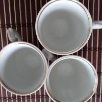 12 чаши за чай/кафе от 70-те,Нови,със златен кант, снимка 7 - Сервизи - 40849920