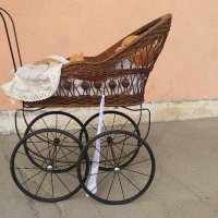 Ретро бебешка количка за кукли - голяма, снимка 2 - Антикварни и старинни предмети - 42934611