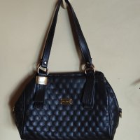 	💥 ИзГоДнО 💥Прекрасна дамска чанта, удобна, практична, снимка 1 - Чанти - 43272730
