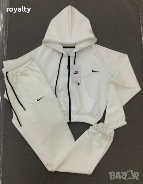 Nike дамски спортен екип , снимка 1