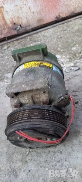 Компресор климатик Renault Laguna II 1.8, снимка 1