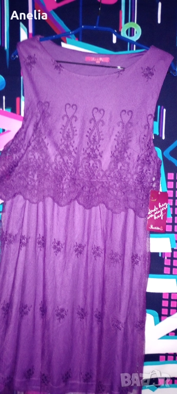 Дамска Рокля М размер в Лилаво Циклама с бродерия, снимка 1