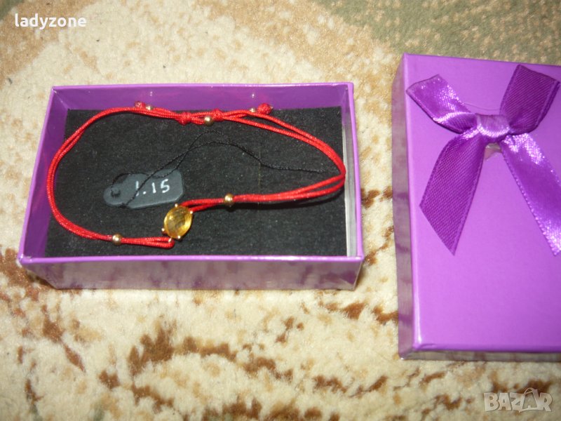 Златна гривна с червен конец и камък Цитрин, снимка 1