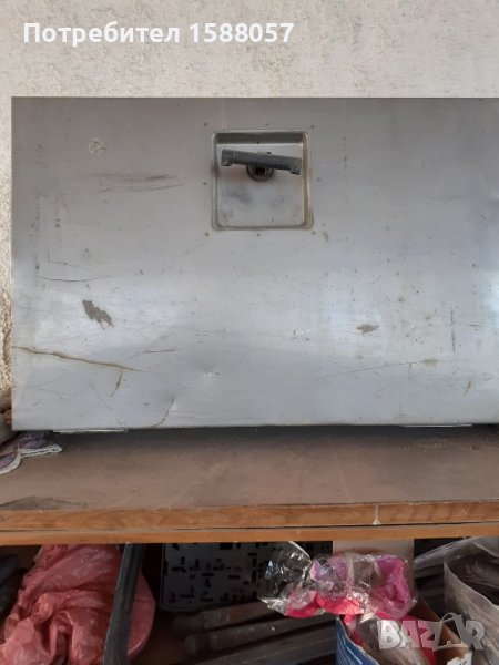 Продавам оригинален сьндьк за Ивеко Дейли от неръждавейка , снимка 1