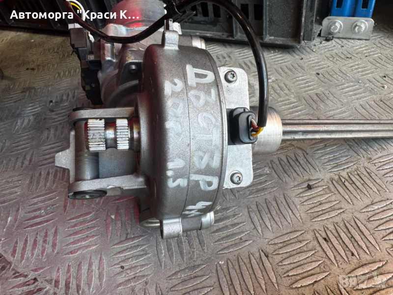 488103304R кормилен прът за Dacia Duster 2020г. 1.5 4x4, снимка 1