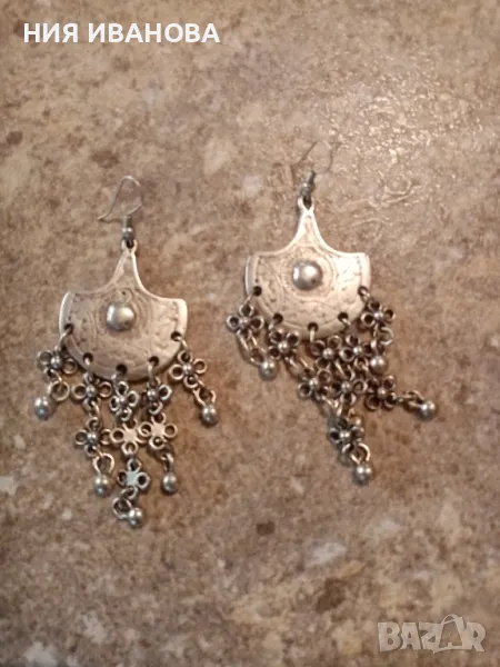 Бижута от метал - обеци, пръстени и висулка, снимка 1