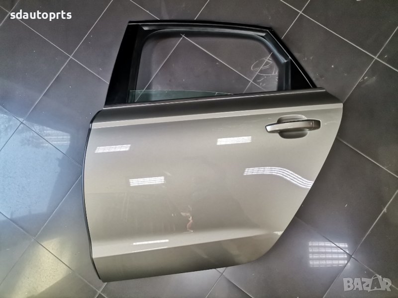 Врата Задна Лява Audi A6 C7 Facelift Ауди - Перфектна, снимка 1