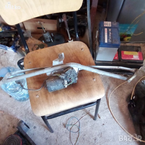 Моторче + Механизъм Предни Чистачки За Фолксваге Пасат Б4 / VW Passat B4, снимка 1