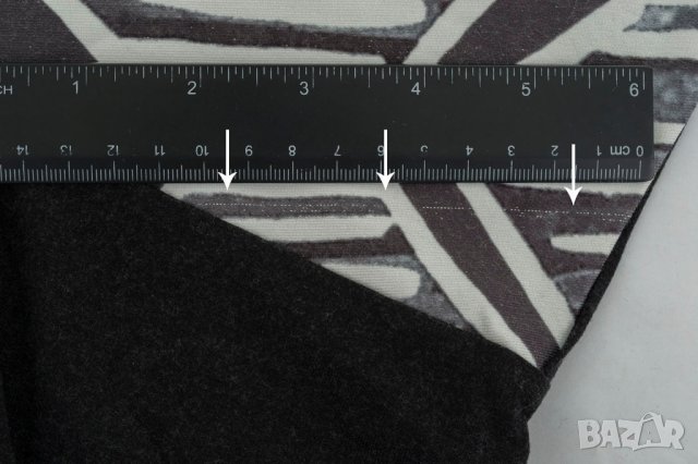 Черна дамска блуза с принт в бяло и сиво марка La Aurora XL/2XL, снимка 5 - Блузи с дълъг ръкав и пуловери - 26622452