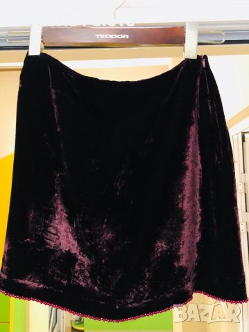 Къса красива пола,вискоза и коприна