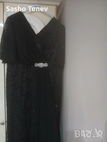 Свадбена рокля