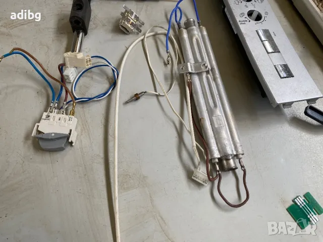 Части за Bosch VeroCafe Latte - Платка, Бойлер, Сензор, Капучинатор, Редуктор, снимка 3 - Кафемашини - 50218954