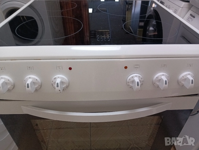 Свободно стояща печка с керамичен плот Gram с 2 години гаранция!, снимка 4 - Печки, фурни - 52427896