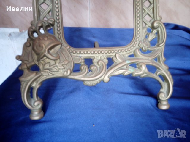 стара рамка за снимка от бронз, снимка 2 - Антикварни и старинни предмети - 32569757