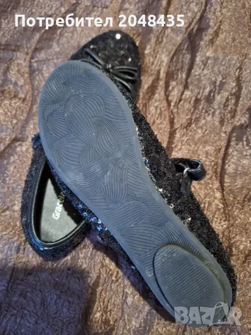Обувки, снимка 3 - Детски обувки - 48457377