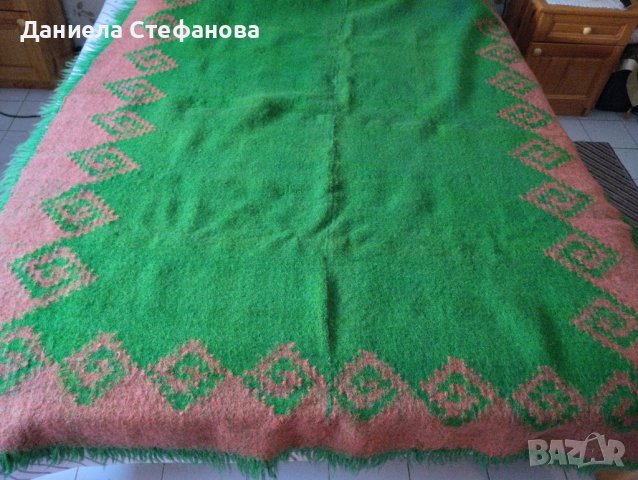 Автентични вълнени одеала, губери и халище, снимка 6 - Покривки за легло - 43592953
