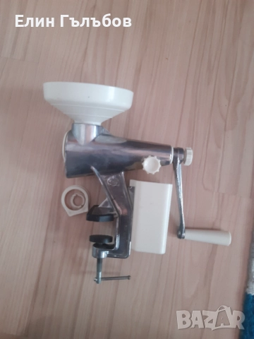 Машинка за мелене на домати и изстискване на доматен сок без семки, снимка 8 - Други - 52847787