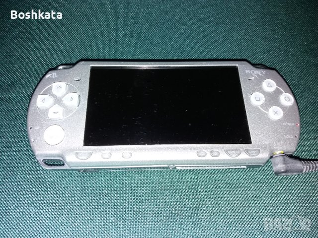 Sony PSP Playstation Portable 2004 хакнато с 4 гб карта памет в PlayStation  конзоли в гр. София - ID40580434 — Bazar.bg