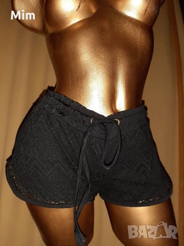 Дантелени ,черни ,къси панталонки , снимка 2 - Къси панталони и бермуди - 32880784