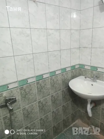 Отдава се едностаен апартамент във кв Враждебна намиращ се на партерно място, снимка 1