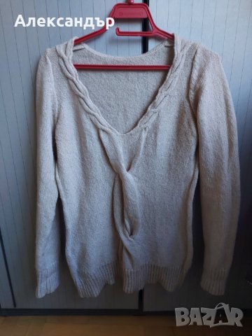 Продавам дамски пуловер, снимка 1 - Блузи с дълъг ръкав и пуловери - 35485906
