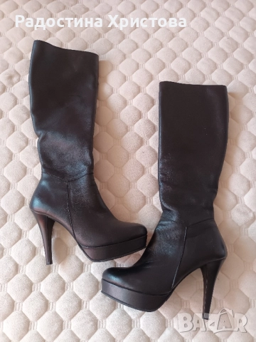 Продавам боти и ботуши. , снимка 18 - Дамски боти - 52349532