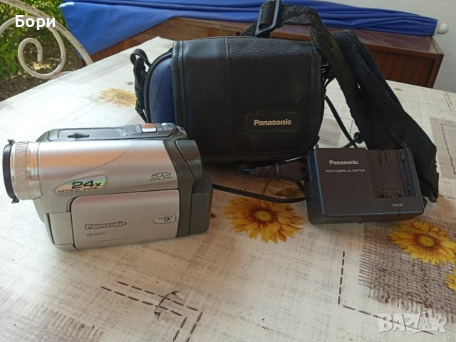 Panasonic NV GS 17 Видеокамера, снимка 1 - Камери - 40781860