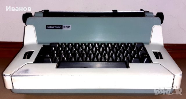 Robotron 202 Електрическа пишеща машина, снимка 2 - Друга електроника - 27234404